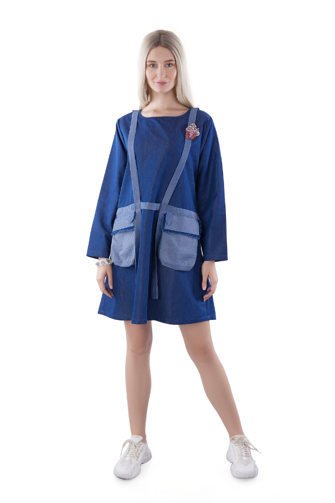 Dress with stylized pockets